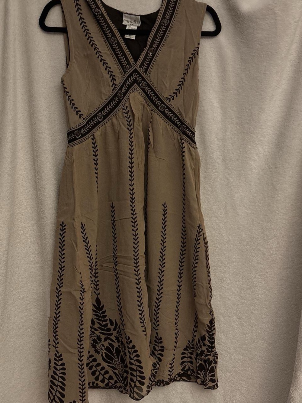 Paradise NY- Beige Dress with Black Embroidery- size medium